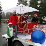 Santa and the Tour Elves